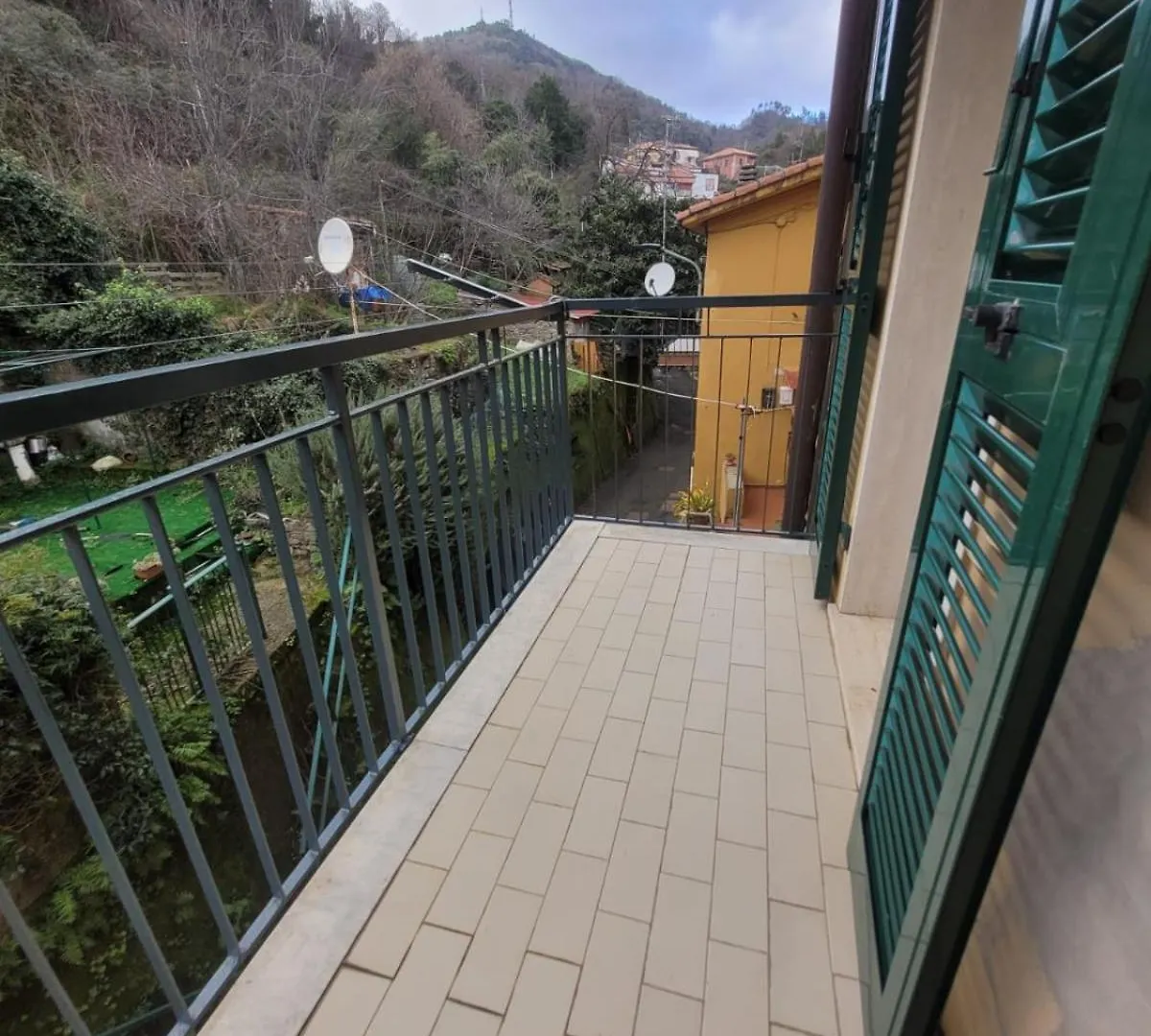 La Casa A Chiocciola Apartment Biassa